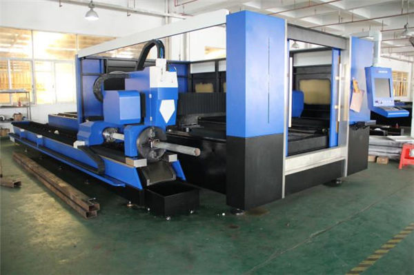 سائپکٹ فائبر 3d لیزر کاٹنے کی مشین 1070nm لیزر طول موج۔